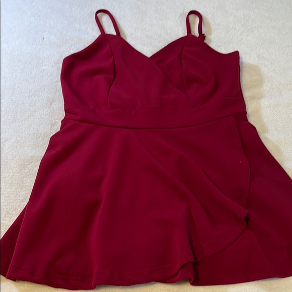 🍷 Active USA Burgundy Romper Spaghetti Straps Wrap Skirt Overlay V Neck Mini - Picture 3 of 6